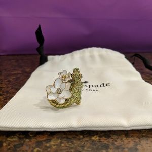 NWT Kate Spade Swamped Alligator with Flowers Ring